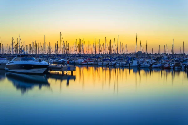 Evening Yacht Club — Stock Photo, Image