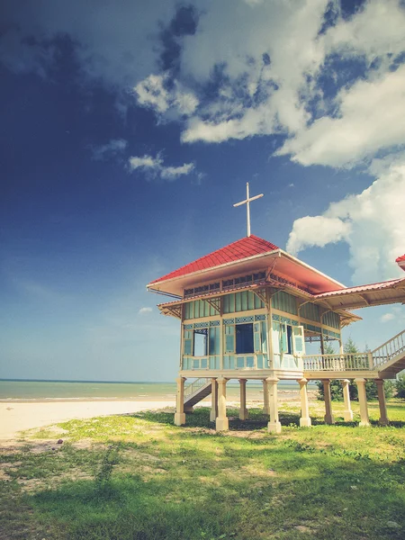 Mrigadayavan Palace (Marukhathaiyawan) in Cha-Am, Thailand (Vint — Stock Photo, Image