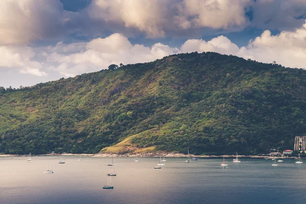 Krajina na Andamanské moře se plachetnice (Vintage efekt filtru — Stock fotografie