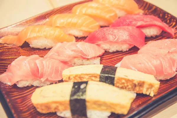 Japán ételek, Sushi finom sushi szett — Stock Fotó