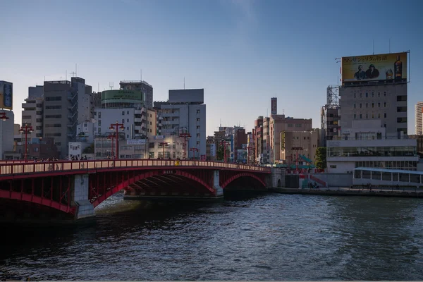 Перегляд Sumida міста перед су — стокове фото