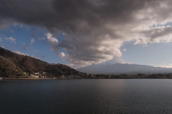 Vista do lago kawaguchiko — Fotografia de Stock