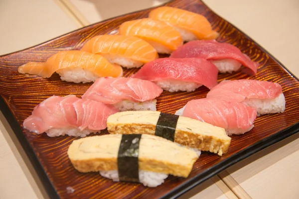Tasty japanese sushi set — Stock Photo, Image
