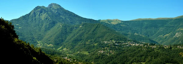 Termine della valle imagnaspatica s. omobono — Foto Stock