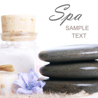 Aromaterapi ve spa beyaz bir arka plan üzerinde için aksesuarlar