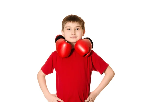 Niño pequeño con guantes de boxeo sobre fondo blanco — Foto de Stock
