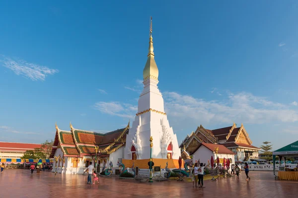 Wat Pratat Choeng Chum, este un templu important și un monument religios sacru. — Fotografie, imagine de stoc