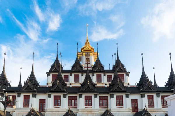 Lohaprasada, Ratchanuda Tapınağı, Bangkok, Tayland — Stok fotoğraf