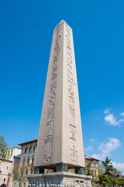 Obelisco en el Hipódromo de Constantinopla en la Plaza Sultán Ahmet, Estambul, Turquía —  Fotos de Stock