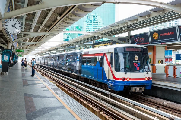 The Bangkok Mass Transit System (BTS), Bangkok, Tailândia — Fotografia de Stock