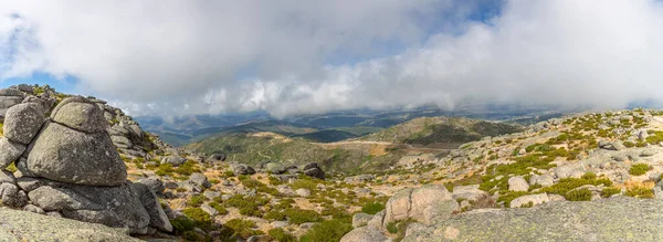 Vista Panorâmica Topo Das Montanhas Parque Natural Serra Estrela Cordilheira — Fotografia de Stock