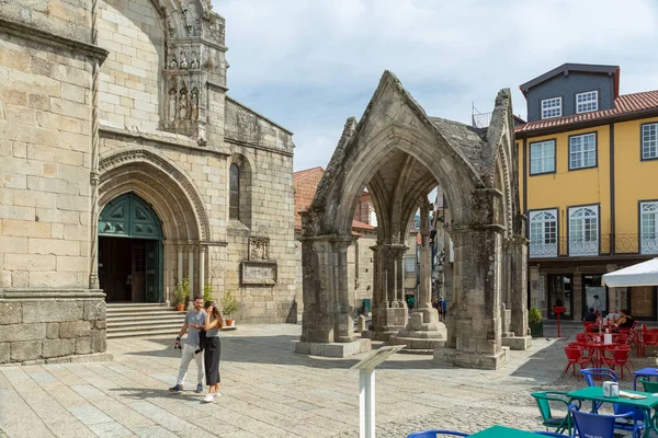 Guimarães Portugal 2020 Vista Para Praça Exterior Fachada Exterior Igreja — Fotografia de Stock