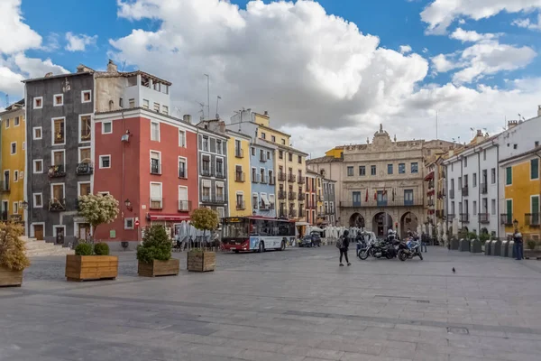 Cuenca Spanyolország 2021 Fenséges Kilátás Plaza Mayor Jellegzetes Hagyományos Színes — Stock Fotó