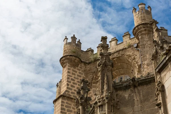 Toledo Spain 2021 Detailed View Lateral Ornaments Tower Gothic Monument — Foto de Stock
