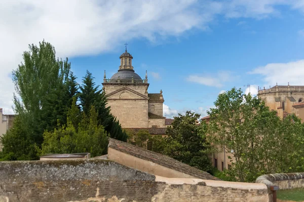 Cuidad Rodrigo España 2021 Vista Trasera Torre Cúpula Cúpula Emblemático —  Fotos de Stock