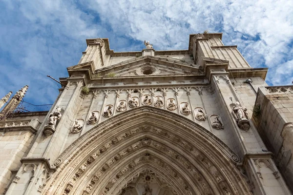 Toledo Espanha 2021 Vista Detalhada Edifício Monumento Gótico Fachada Lateral — Fotografia de Stock