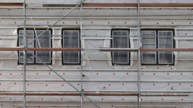 Çok katlı binaların onarımı ve yalıtımı. 