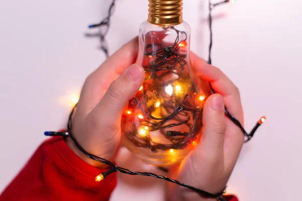 Die Wunderlampe Der Hand Weihnachten — Stockfoto