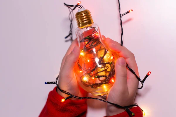 Die Wunderlampe Der Hand Weihnachten — Stockfoto