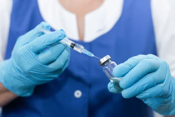 Damhänder Sjukvårdshandskar Vaccinering — Stockfoto