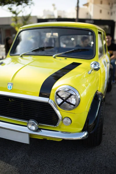 Vintage Mini Cooper Αστικό Περιβάλλον — Φωτογραφία Αρχείου