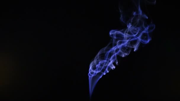 Column of smoke with strands moving — Stock Video