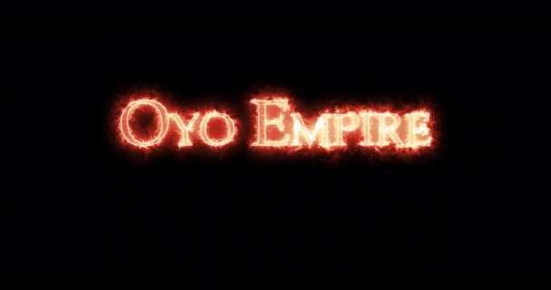 Oyo Empire Mit Feuer Geschrieben Schleife — Stockvideo