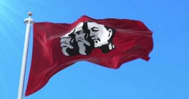 Marksizm leninizm bayrağı sallanıyor, yavaş. Döngü
