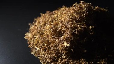 Tütün şeritleri sağda dağda, rotasyon