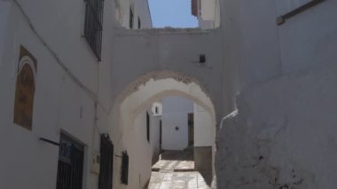 Eş Kısraklar, Axarquia, İspanya 'daki antik başlıklı Mağripli cadde