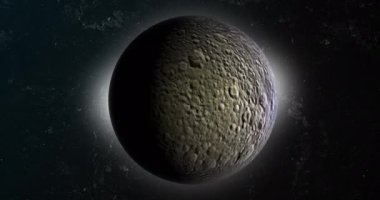 Mimas uydusu, Satürn 'ün uydusu, dış uzayda dönüyor.