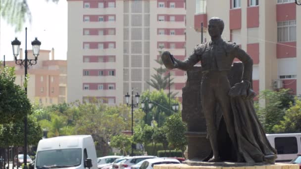 Staty Tjurfäktaren Antonio Jos Galn Fuengirola Spanien — Stockvideo