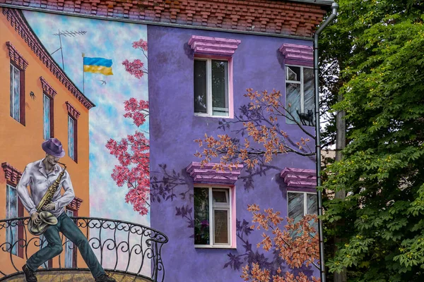 Chmielnicki Ukraina Czerwca 2020 Mural Jesienny Jazz Fasadzie Domu — Zdjęcie stockowe