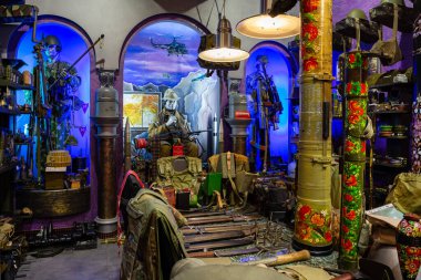 Khmelnytsky. Ukrayna. 26 Ocak 2021. Afganistan 'daki Savaş Müzesi' nde mayın ve bomba örnekleri vardı. Askerler için Uluslararası Müze. 