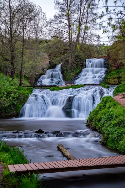 Schöner Wasserfall Der Schlucht Frühling Dzhurinsky Wasserfall — Stockfoto