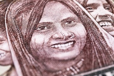 Eritre 10 Nakfa 1997 Banknotları. Yerel halkın portrelerini tasvir ediyorlar. Üç nesil. Eritre halkı. Eritre 'nin kağıt parası..