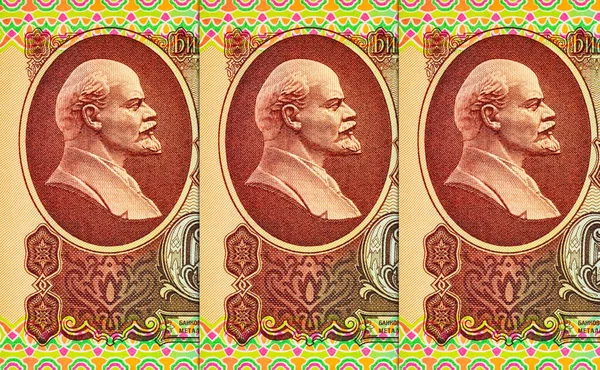 SSCB 1992 'nin 100 rublesi ve Vladimir Lenin' in portresi. Sovyetler Birliği 'nin parası