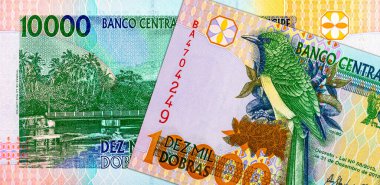 10000 Dobra, Sao Tome ve Principe Ponte Papagaio köprüsü ve nehir manzarasıyla. Sao Tome ve Principe 'nin kağıt parası.