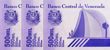 500.000 Bolivares, Venezuela 'da Kurtarıcı Anıtmezarı' nın görüntüsüyle. Eski hiperenflasyon parası. Venezuela 'nın parası.