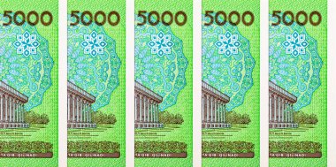 Taşkent 'teki Ulusal Meclis' in (Oliy Majlis) görüntüsüne sahip 5000 Sum Özbekistan. Özbekistan 'ın kağıt parası