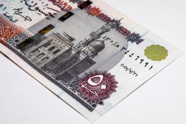 Ebu Abbas al-Mursi Camii ile Mısır 'ın 50 Pound Banknote' unun ön tarafında. Mısır ve Afrika 'nın Parası