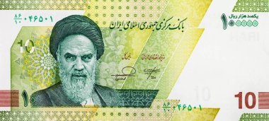 İran 100 bin Riyal Banknotunda Ayetullah Humeyni yer alıyor. İran Ulusal Para Birimi. İran 'ın ruhani lideri..