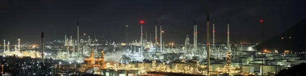 油炼油工业厂 — 图库照片