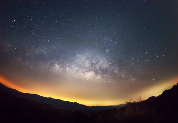 银河带着星星和太空尘埃在宇宙中 高速曝光 Baan Sak Mae Moh Lampang泰国 — 图库照片