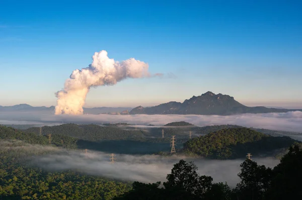 Beautiful Sea Fog Mountains High Voltage Pole Steam Coal Power — Stock Photo, Image