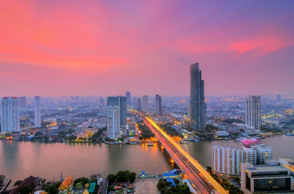 Bellissimo paesaggio urbano Bangkok quartiere degli affari — Foto Stock