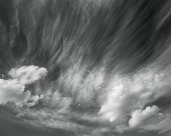 Photo scenic sky in black and white, abstract nature background — Stock Photo, Image