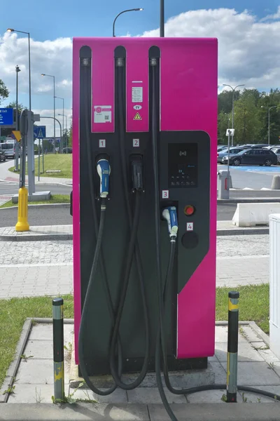 Ravitaillement Électricité Pour Les Voitures Électriques Modernes — Photo