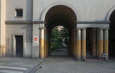 Sosyalist gerçekçi mimarinin yapısının bir parçası. ...