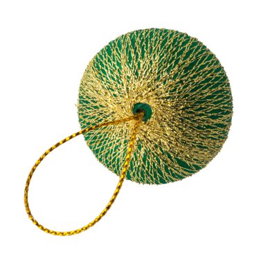 Beyaz arka planda izole edilmiş Noel yuvarlak topu.